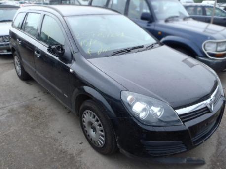 Breaking Vauxhall Astra MKVH 2004 to 2011 - 1.4 16v Petrol