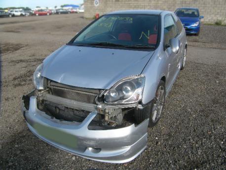 Breaking Honda Civic MK7 2003 to 2005 - 1.6 16v Petrol 3 Door Hatchback