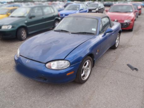 Breaking Mazda Mx-5 MK2 1998 to 2001 - 1.6 16v Petrol