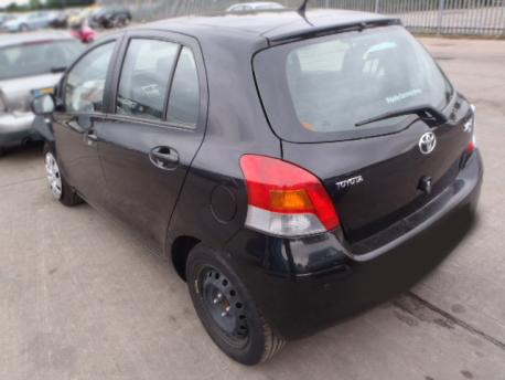 Breaking Toyota Vitz  2009 to 2024 - 1.3 16v Petrol