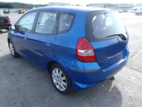 Breaking Honda Fit MK2 2004 to 2007 - 1.2 8v Petrol