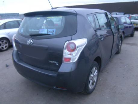 Breaking Toyota Verso  2009 to 2024 - 1.6 16v Petrol