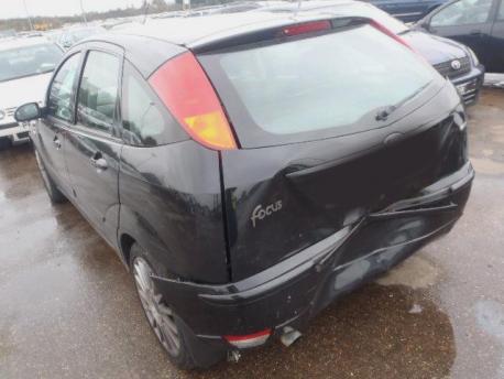 Breaking Ford Focus  (CW170) 2001 to 2005 - 2.0 16v Petrol 5 Door Hatchback