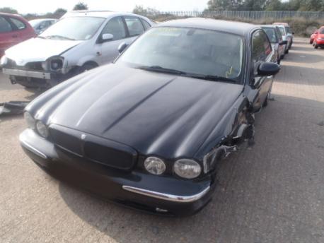 Breaking Jaguar Xj  2003 to 2007 - 3.5 32v Petrol