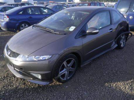 Breaking Honda Civic VIII 2005 to 2011 - 1.4 16v Petrol 3 Door Hatchback