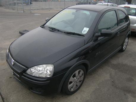 Breaking Vauxhall Corsa MKIIID (D) 2003 to 2006 - 1.0 12v Petrol 3 Door Hatchback