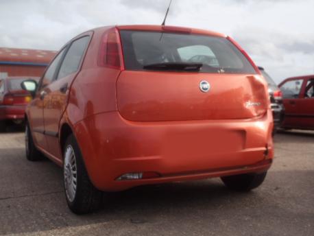Breaking Fiat Punto  2003 to 2006 - 1.4 8v Petrol
