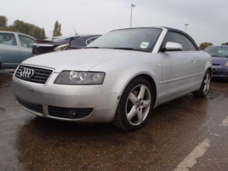 Breaking Audi A4  2000 to 2004 - 2.4 30v Petrol