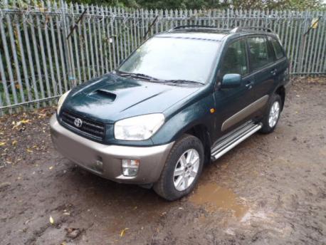 Breaking Toyota Rav 4 MK2 2001 to 2005 - 1.8 16v Petrol