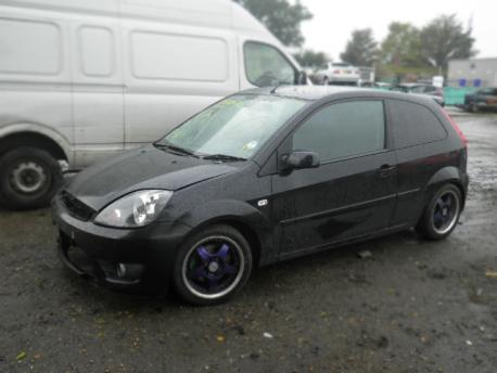 Breaking Ford Fiesta MK5 2003 to 2009 - 1.0 8v Petrol