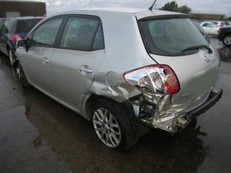 Breaking Toyota Auris  2007 to 2024 - 1.4 16v Petrol