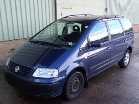 Breaking Volkswagen Sharan  2000 to 2003 - 1.8 20v Petrol