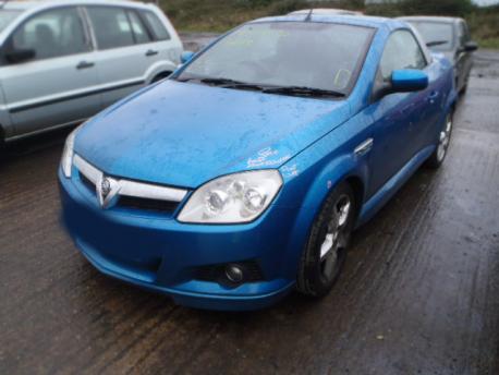 Breaking Vauxhall Tigra  2004 to 2009 - 1.8 16v Petrol