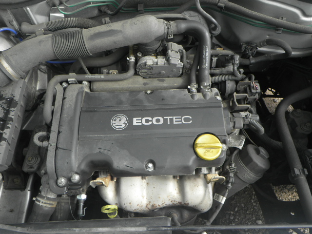 VAUXHALL CORSA MK II (C) W5L 2004 - 2006 1.2 - 1229cc 16v Twinport Z12XEP petrol Engine Image