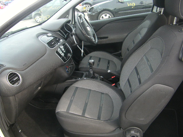 Breaking Fiat Punto  2008 to 2026 - 1.3 16v Diesel