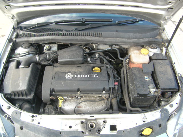 VAUXHALL ASTRA MK V (H) 2004 - 2009 1.6 - 1598cc 16v Z16XER petrol Engine Image