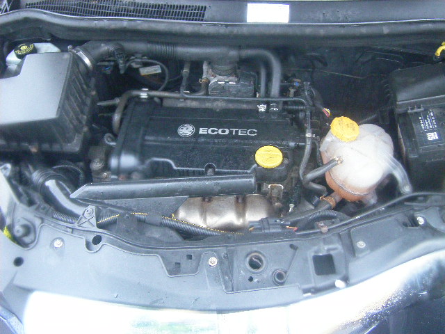VAUXHALL CORSA MK III (D) L_8 2006 - 2026 1.2 - 1229cc 16v i16V A12XER petrol Engine Image