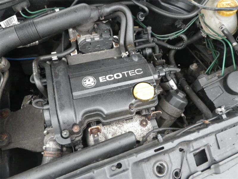 VAUXHALL CORSA MK II (C) W5L 2003 - 2006 1.0 - 998cc 12v 12V Z10XEP petrol Engine Image