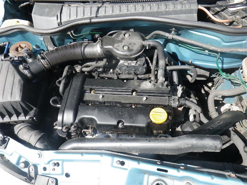 VAUXHALL CORSA MK II (C) F08 2001 - 2006 1.2 - 1199cc 16v 16VDualfuel Z12XE petrol Engine Image