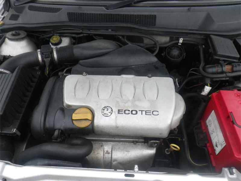 VAUXHALL ASTRA MK III (F) 1991 - 1998 1.8 - 1796cc 8v i C18NZ petrol Engine Image