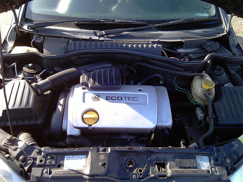 VAUXHALL CORSA MK II (C) F08 2000 - 2006 1.4 - 1389cc 16v 16V Z14XE petrol Engine Image