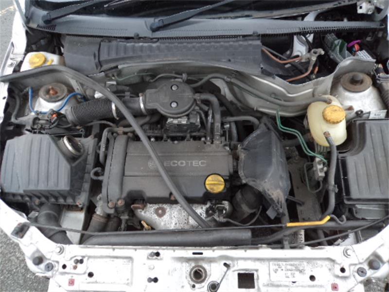 VAUXHALL CORSA MK II (C) F08 2001 - 2006 1.2 - 1199cc 16v 16VDualfuel Z12XE petrol Engine Image