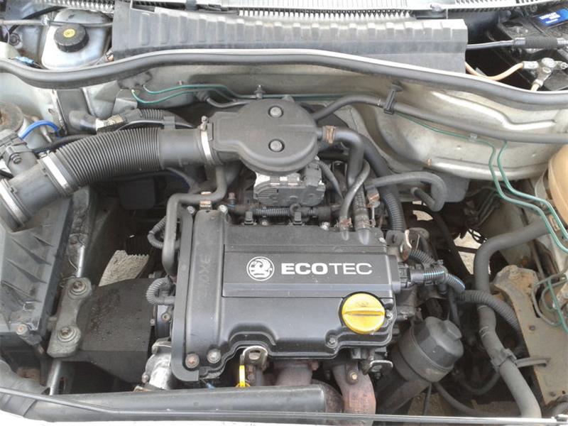 VAUXHALL CORSA MK II (C) F08 2000 - 2003 1.0 - 973cc 12v 12V Z10XE petrol Engine Image
